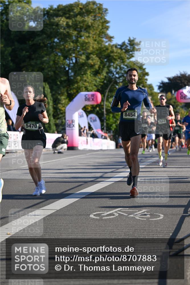 07.09.2025 - BARMER Alsterlauf Dr. Thomas Lammeyer http://msf.ph/oto/8707883 07.09.2025 09:29:08 Laufen 5470, 8454, 3544 meine-sportfotos.de