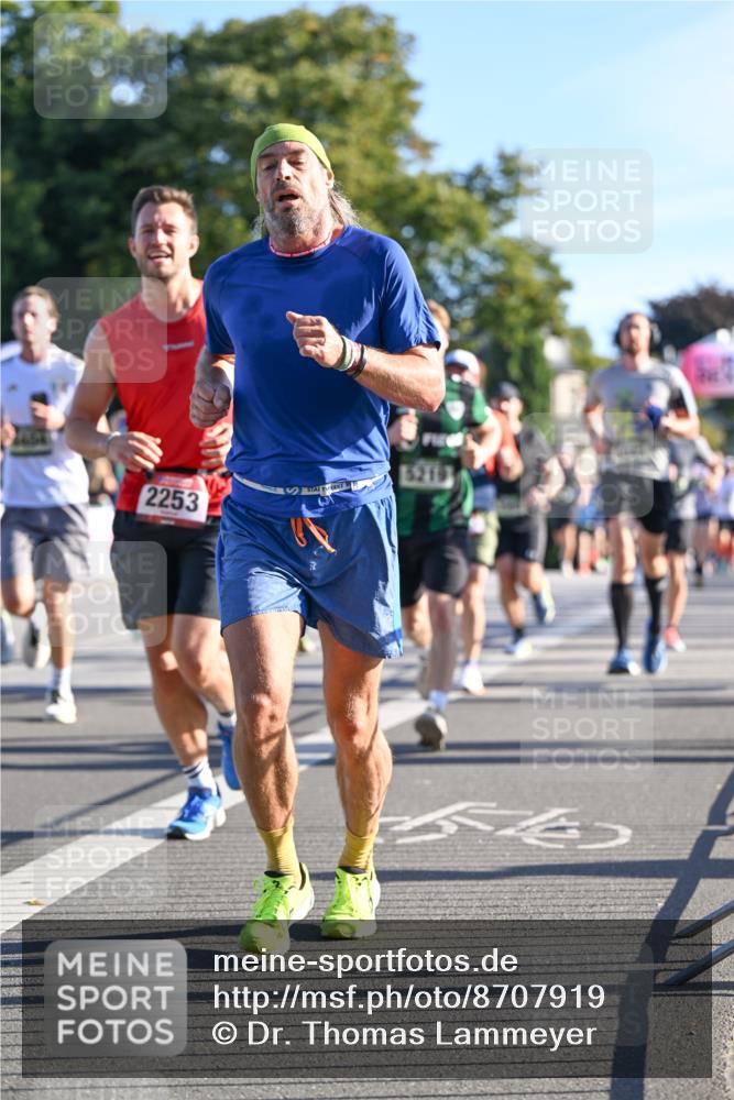 07.09.2025 - BARMER Alsterlauf Dr. Thomas Lammeyer http://msf.ph/oto/8707919 07.09.2025 09:29:14 Laufen 2253, 5219 meine-sportfotos.de