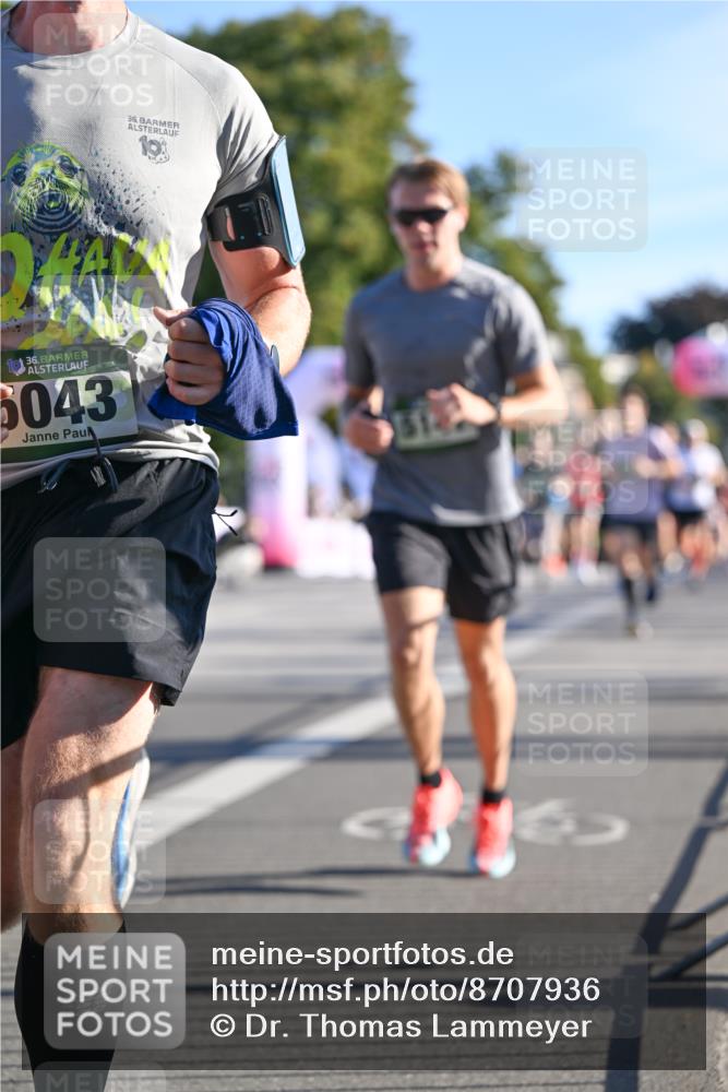 07.09.2025 - BARMER Alsterlauf Dr. Thomas Lammeyer http://msf.ph/oto/8707936 07.09.2025 09:29:17 Laufen 36, 36, 6043, 513 meine-sportfotos.de