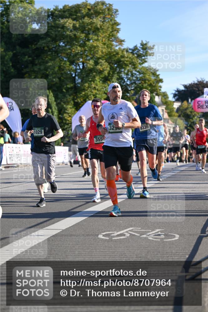 07.09.2025 - BARMER Alsterlauf Dr. Thomas Lammeyer http://msf.ph/oto/8707964 07.09.2025 09:29:22 Laufen 29, 1029, 3290, 8339, 3555, 54, 2647 meine-sportfotos.de