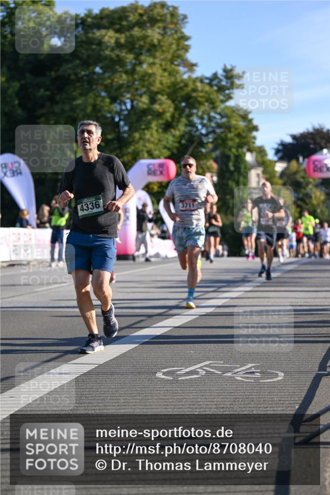 07.09.2025 - BARMER Alsterlauf Dr. Thomas Lammeyer http://msf.ph/oto/8708040 07.09.2025 09:29:33 Laufen 4336, 49 meine-sportfotos.de
