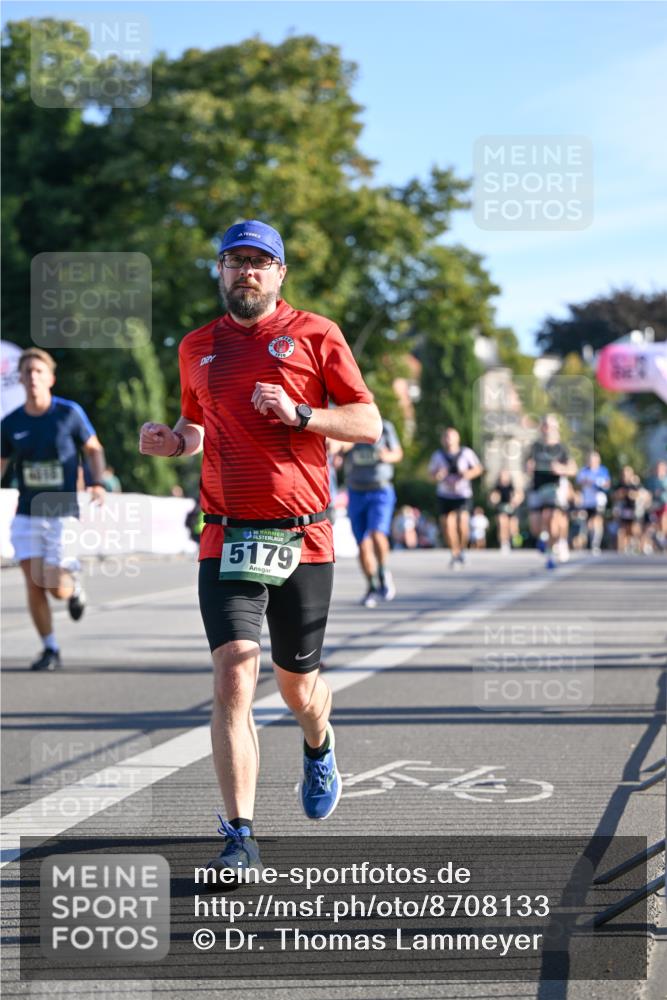 07.09.2025 - BARMER Alsterlauf Dr. Thomas Lammeyer http://msf.ph/oto/8708133 07.09.2025 09:29:53 Laufen 36, 5179 meine-sportfotos.de