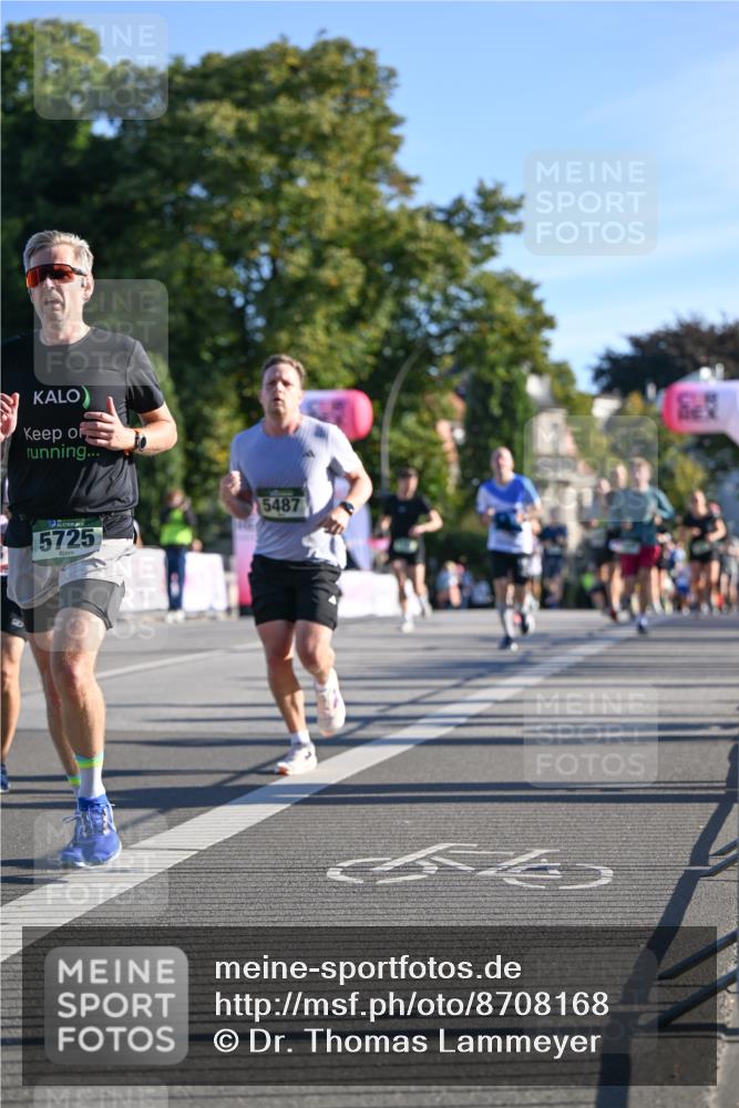 07.09.2025 - BARMER Alsterlauf Dr. Thomas Lammeyer http://msf.ph/oto/8708168 07.09.2025 09:29:59 Laufen 5725, 5487 meine-sportfotos.de