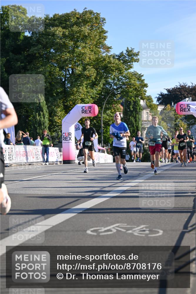 07.09.2025 - BARMER Alsterlauf Dr. Thomas Lammeyer http://msf.ph/oto/8708176 07.09.2025 09:30:00 Laufen 5606, 3767, 554, 015, 2921 meine-sportfotos.de
