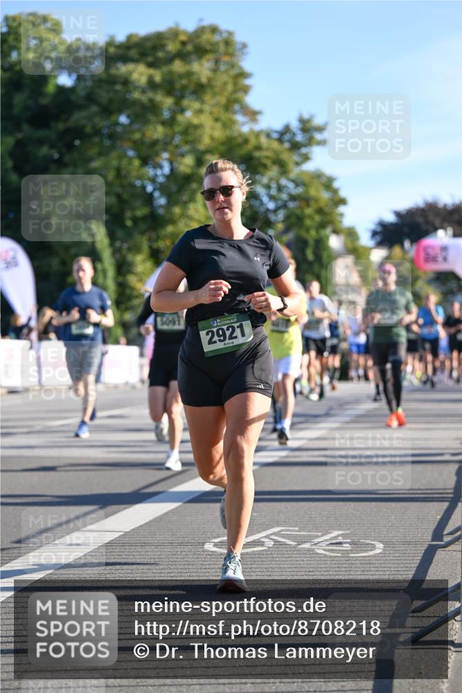 07.09.2025 - BARMER Alsterlauf Dr. Thomas Lammeyer http://msf.ph/oto/8708218 07.09.2025 09:30:07 Laufen 5091, 36, 2921 meine-sportfotos.de
