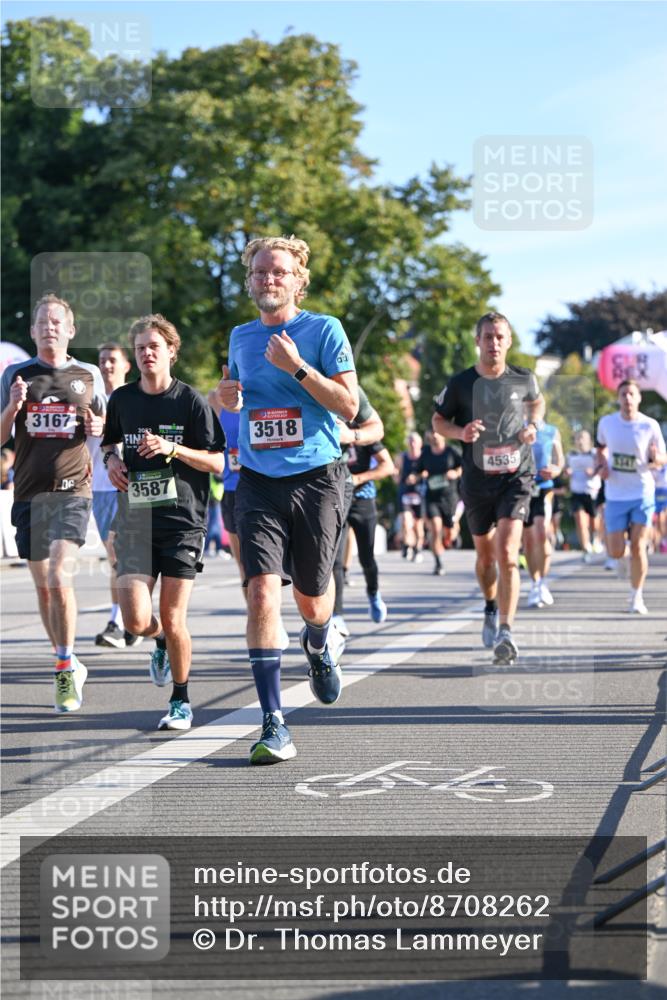 07.09.2025 - BARMER Alsterlauf Dr. Thomas Lammeyer http://msf.ph/oto/8708262 07.09.2025 09:30:14 Laufen 3167, 2082, 3518, 3587, 4535 meine-sportfotos.de