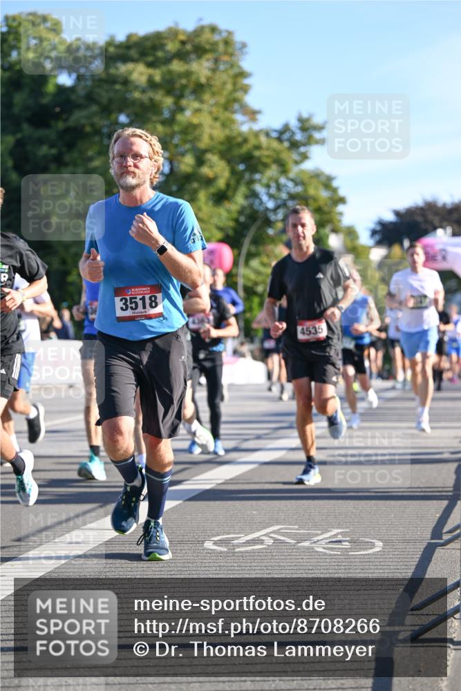 07.09.2025 - BARMER Alsterlauf Dr. Thomas Lammeyer http://msf.ph/oto/8708266 07.09.2025 09:30:15 Laufen 16, 3518, 4535 meine-sportfotos.de