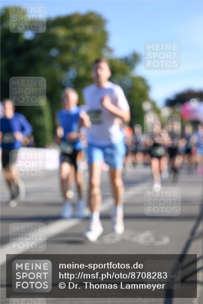 07.09.2025 - BARMER Alsterlauf Dr. Thomas Lammeyer http://msf.ph/oto/8708283 07.09.2025 09:30:17 Laufen  meine-sportfotos.de