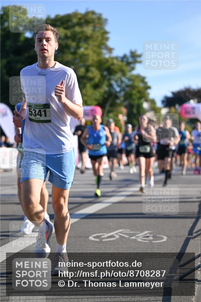07.09.2025 - BARMER Alsterlauf Dr. Thomas Lammeyer http://msf.ph/oto/8708287 07.09.2025 09:30:18 Laufen 136, 5341, 664 meine-sportfotos.de