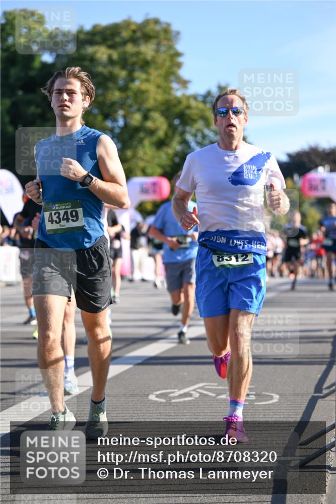 07.09.2025 - BARMER Alsterlauf Dr. Thomas Lammeyer http://msf.ph/oto/8708320 07.09.2025 09:30:23 Laufen 4349, 8312 meine-sportfotos.de