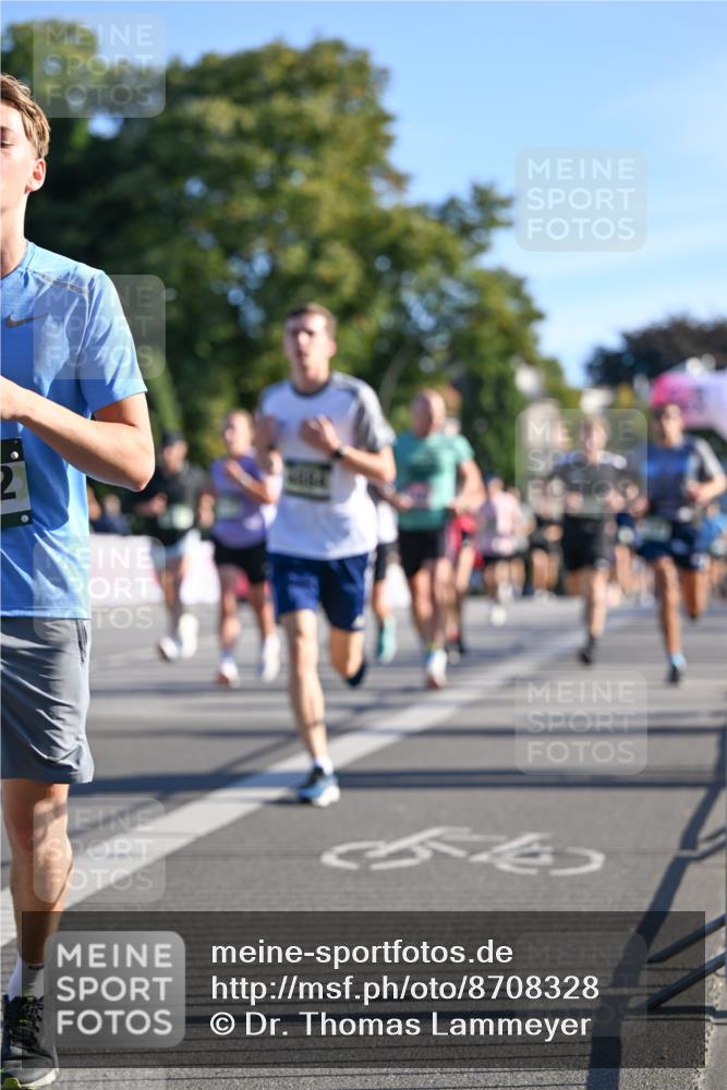 07.09.2025 - BARMER Alsterlauf Dr. Thomas Lammeyer http://msf.ph/oto/8708328 07.09.2025 09:30:26 Laufen  meine-sportfotos.de