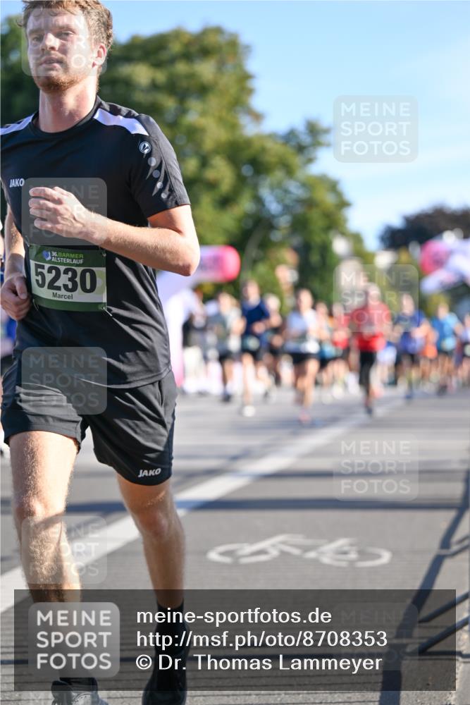 07.09.2025 - BARMER Alsterlauf Dr. Thomas Lammeyer http://msf.ph/oto/8708353 07.09.2025 09:30:30 Laufen 36, 5230, 44 meine-sportfotos.de