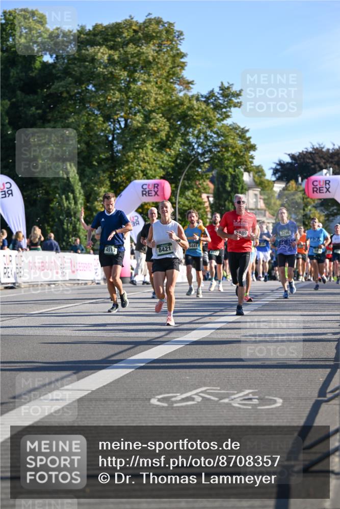 07.09.2025 - BARMER Alsterlauf Dr. Thomas Lammeyer http://msf.ph/oto/8708357 07.09.2025 09:30:31 Laufen 5441, 4511, 8421, 2889, 3299 meine-sportfotos.de