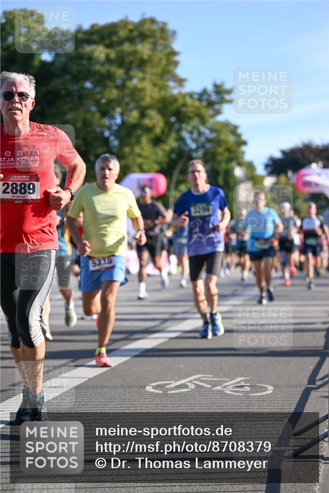 07.09.2025 - BARMER Alsterlauf Dr. Thomas Lammeyer http://msf.ph/oto/8708379 07.09.2025 09:30:35 Laufen 36, 2889, 5338 meine-sportfotos.de