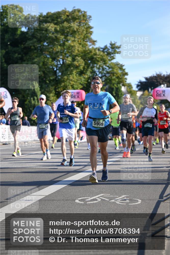 07.09.2025 - BARMER Alsterlauf Dr. Thomas Lammeyer http://msf.ph/oto/8708394 07.09.2025 09:30:37 Laufen 195, 5905, 5351, 64601, 5553 meine-sportfotos.de