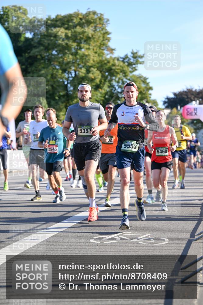 07.09.2025 - BARMER Alsterlauf Dr. Thomas Lammeyer http://msf.ph/oto/8708409 07.09.2025 09:30:40 Laufen 2545, 5351, 5553, 5460 meine-sportfotos.de