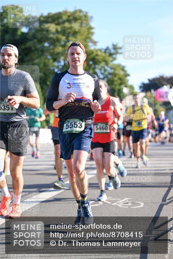 07.09.2025 - BARMER Alsterlauf Dr. Thomas Lammeyer http://msf.ph/oto/8708415 07.09.2025 09:30:41 Laufen 535, 5553, 5460 meine-sportfotos.de