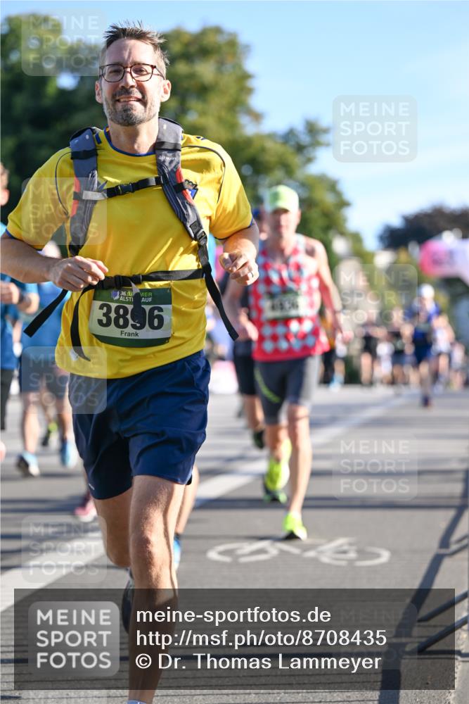 07.09.2025 - BARMER Alsterlauf Dr. Thomas Lammeyer http://msf.ph/oto/8708435 07.09.2025 09:30:44 Laufen 10, 36, 3896 meine-sportfotos.de