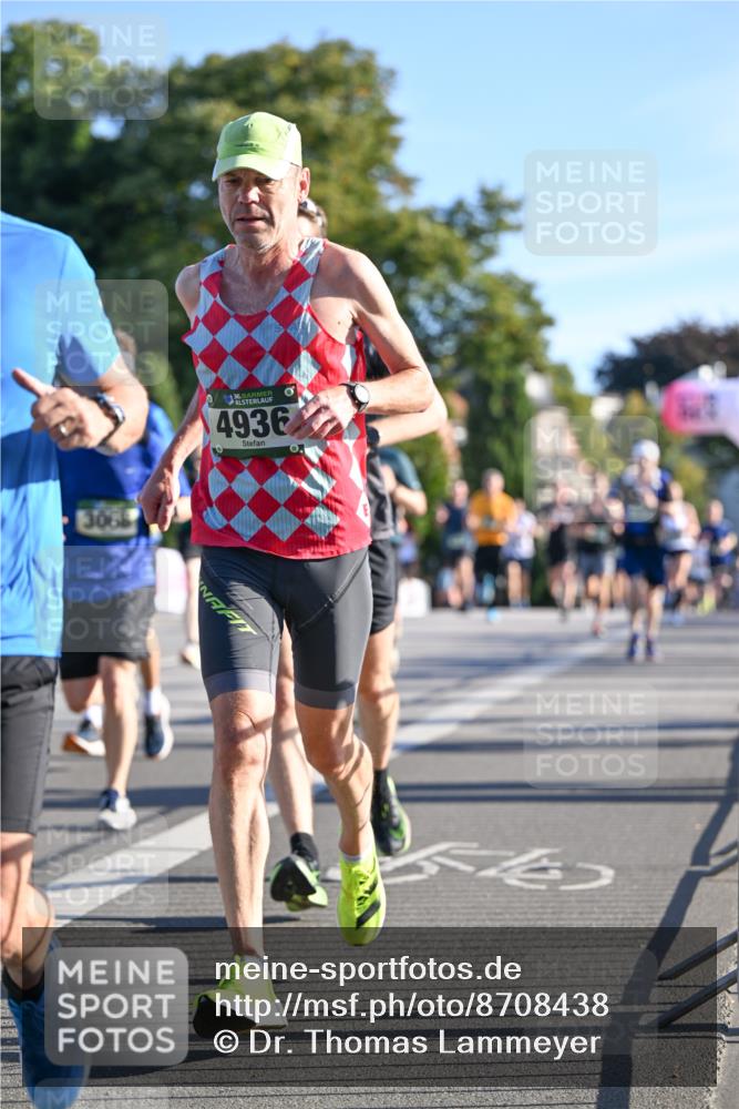 07.09.2025 - BARMER Alsterlauf Dr. Thomas Lammeyer http://msf.ph/oto/8708438 07.09.2025 09:30:45 Laufen 4936 meine-sportfotos.de