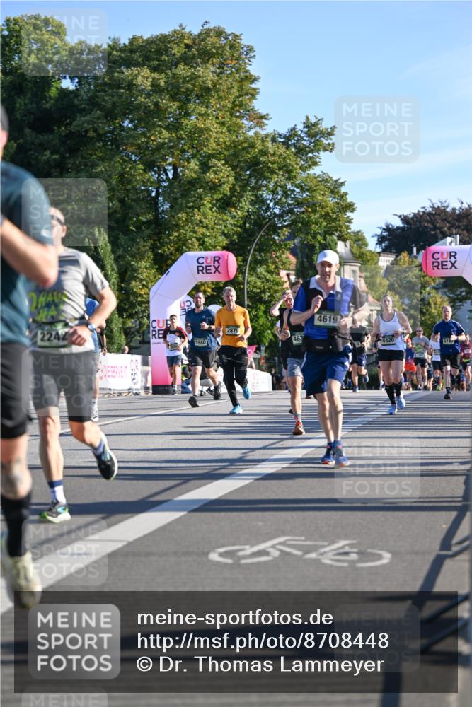 07.09.2025 - BARMER Alsterlauf Dr. Thomas Lammeyer http://msf.ph/oto/8708448 07.09.2025 09:30:47 Laufen 2242, 5940, 2879, 463, 4619, 4420, 5740 meine-sportfotos.de