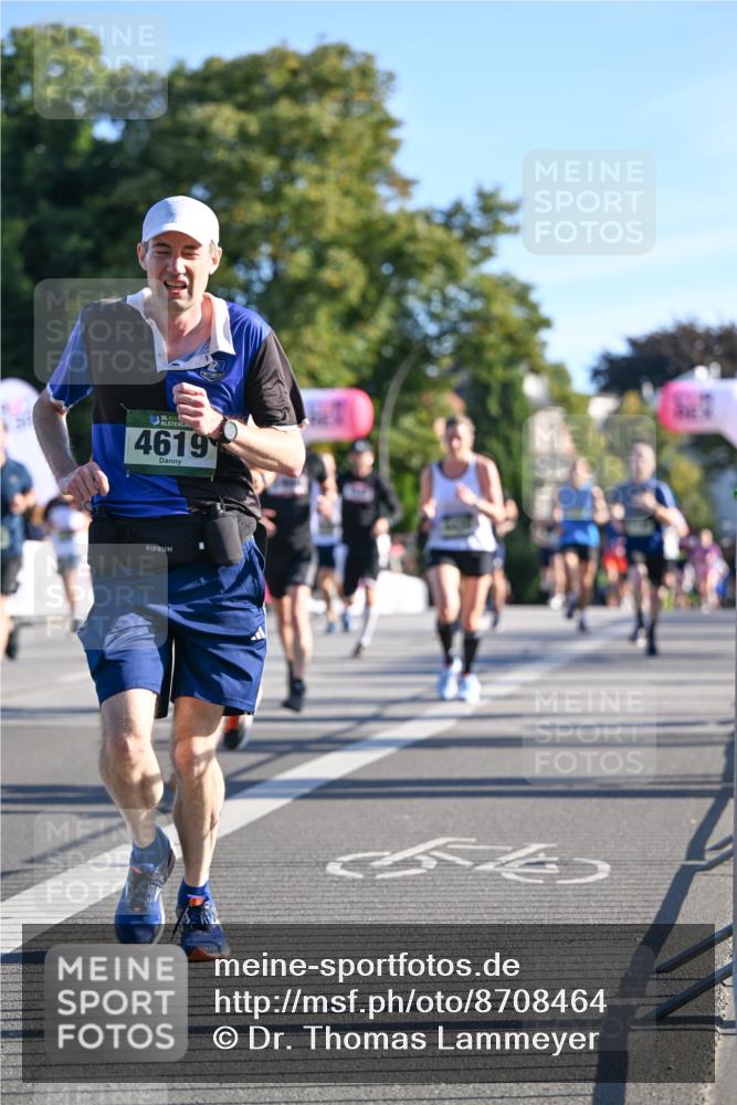 07.09.2025 - BARMER Alsterlauf Dr. Thomas Lammeyer http://msf.ph/oto/8708464 07.09.2025 09:30:50 Laufen 4619 meine-sportfotos.de