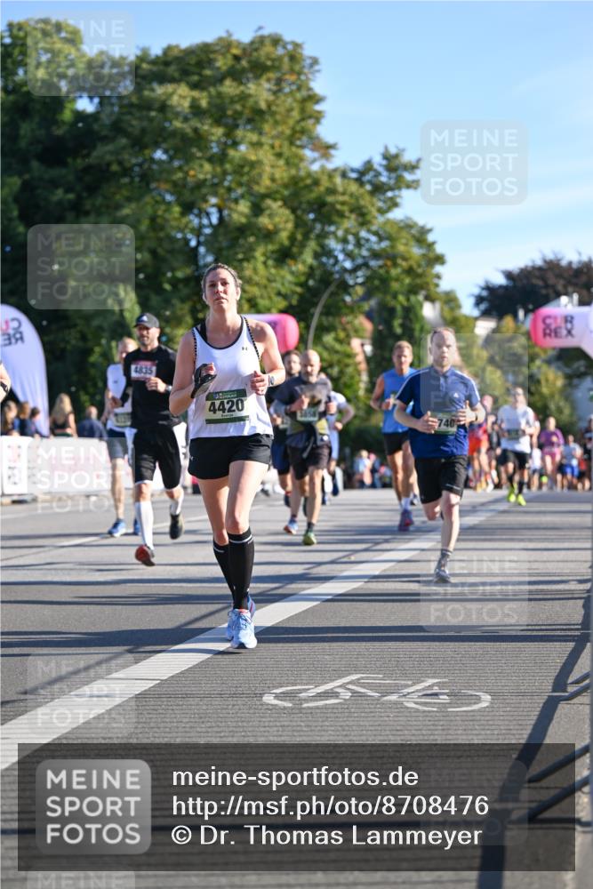 07.09.2025 - BARMER Alsterlauf Dr. Thomas Lammeyer http://msf.ph/oto/8708476 07.09.2025 09:30:52 Laufen 5, 4835, 4420 meine-sportfotos.de