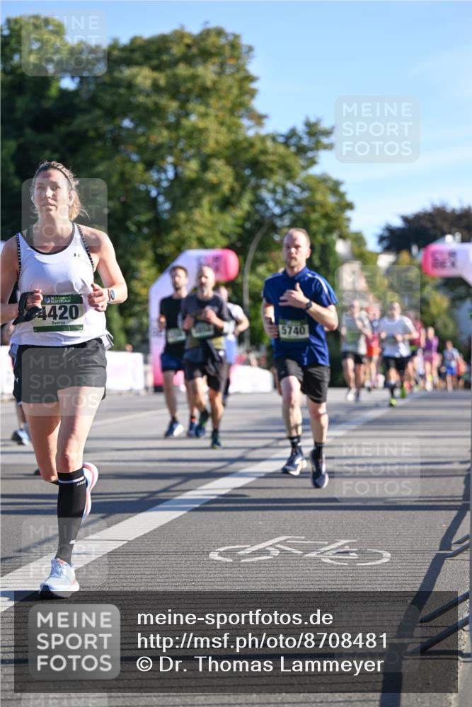07.09.2025 - BARMER Alsterlauf Dr. Thomas Lammeyer http://msf.ph/oto/8708481 07.09.2025 09:30:53 Laufen 4420, 5740 meine-sportfotos.de