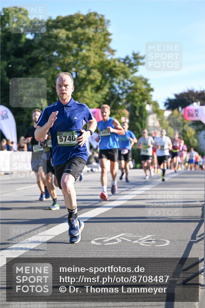 07.09.2025 - BARMER Alsterlauf Dr. Thomas Lammeyer http://msf.ph/oto/8708487 07.09.2025 09:30:54 Laufen 18, 5740, 505 meine-sportfotos.de
