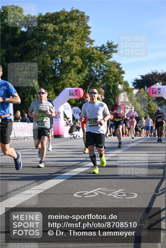07.09.2025 - BARMER Alsterlauf Dr. Thomas Lammeyer http://msf.ph/oto/8708510 07.09.2025 09:30:57 Laufen 2162, 6235, 2697, 2507 meine-sportfotos.de