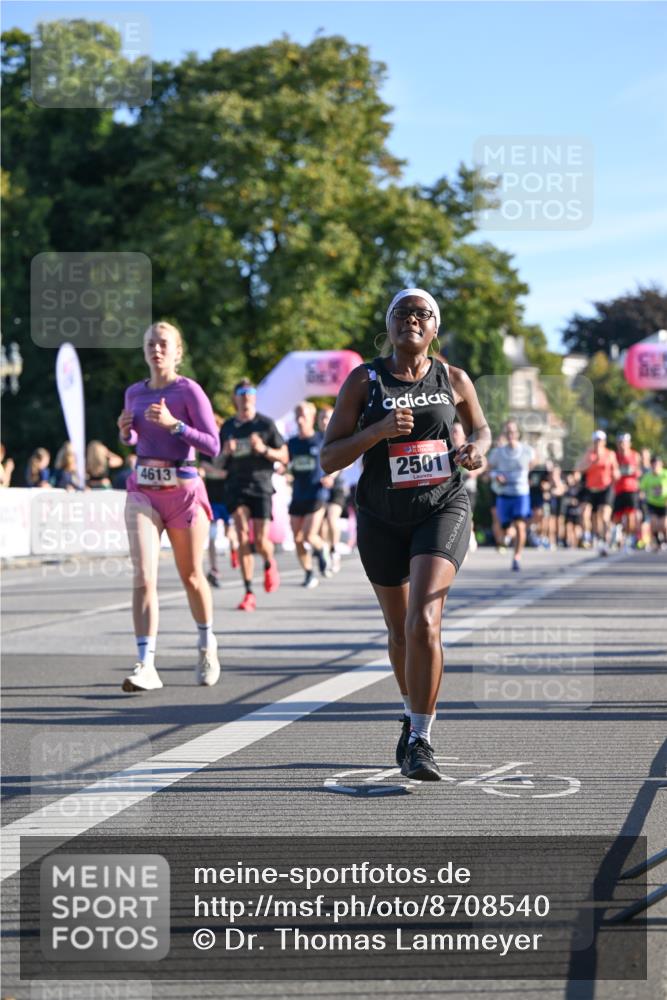 07.09.2025 - BARMER Alsterlauf Dr. Thomas Lammeyer http://msf.ph/oto/8708540 07.09.2025 09:31:04 Laufen 4613, 2501 meine-sportfotos.de