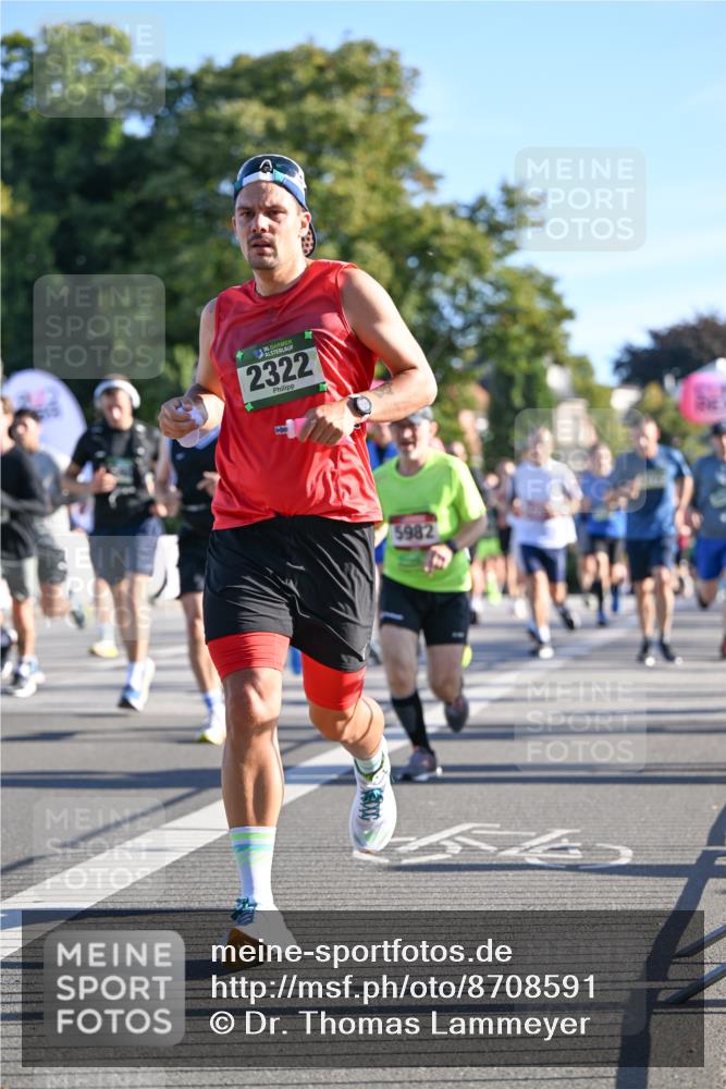 07.09.2025 - BARMER Alsterlauf Dr. Thomas Lammeyer http://msf.ph/oto/8708591 07.09.2025 09:31:13 Laufen 36, 2322, 5982 meine-sportfotos.de