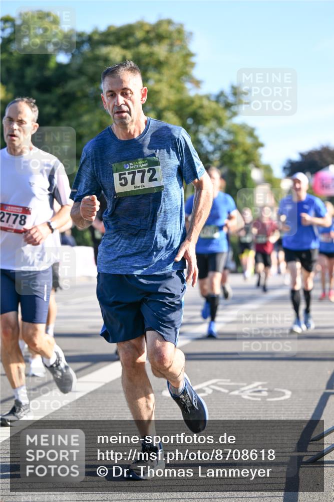 07.09.2025 - BARMER Alsterlauf Dr. Thomas Lammeyer http://msf.ph/oto/8708618 07.09.2025 09:31:17 Laufen 2778, 36, 5772 meine-sportfotos.de