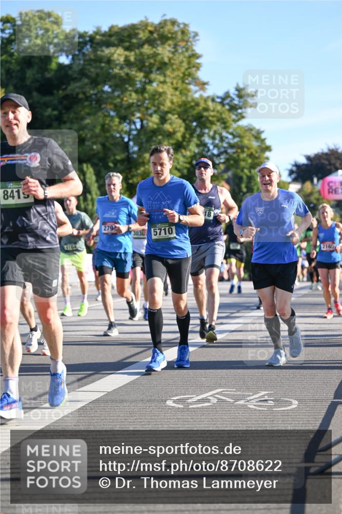 07.09.2025 - BARMER Alsterlauf Dr. Thomas Lammeyer http://msf.ph/oto/8708622 07.09.2025 09:31:18 Laufen 8419, 41164, 279, 3030, 5710, 18, 2165 meine-sportfotos.de