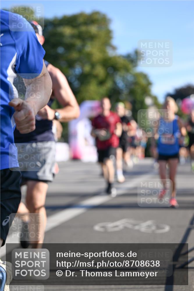 07.09.2025 - BARMER Alsterlauf Dr. Thomas Lammeyer http://msf.ph/oto/8708638 07.09.2025 09:31:20 Laufen 554 meine-sportfotos.de
