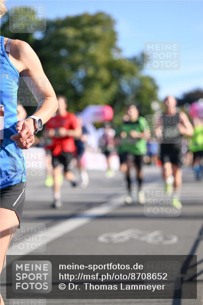 07.09.2025 - BARMER Alsterlauf Dr. Thomas Lammeyer http://msf.ph/oto/8708652 07.09.2025 09:31:23 Laufen  meine-sportfotos.de