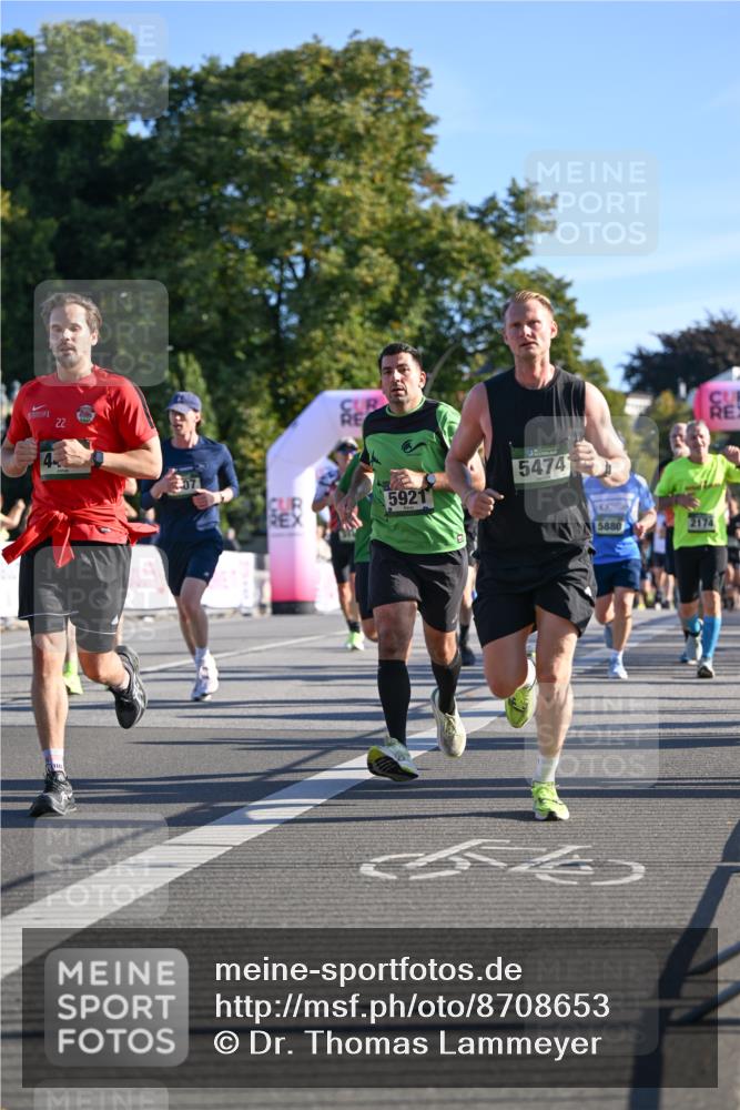 07.09.2025 - BARMER Alsterlauf Dr. Thomas Lammeyer http://msf.ph/oto/8708653 07.09.2025 09:31:23 Laufen 22, 5921, 5474, 5880, 2174 meine-sportfotos.de