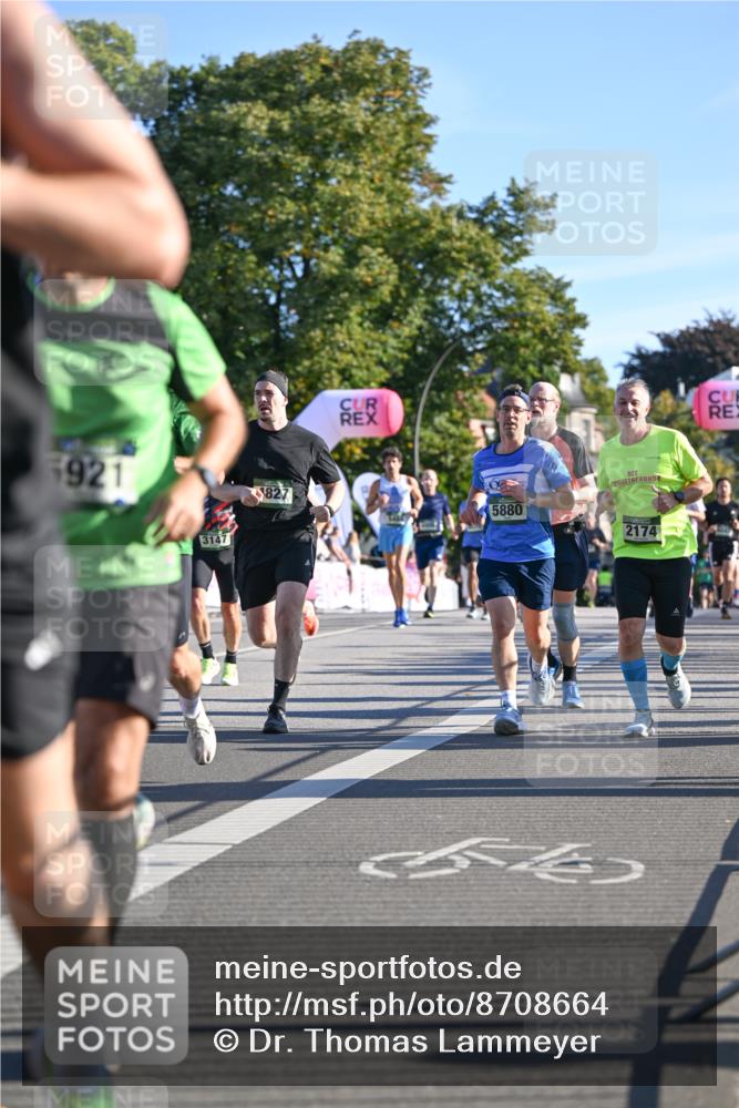 07.09.2025 - BARMER Alsterlauf Dr. Thomas Lammeyer http://msf.ph/oto/8708664 07.09.2025 09:31:25 Laufen 5921, 3147, 827, 5880, 2174 meine-sportfotos.de