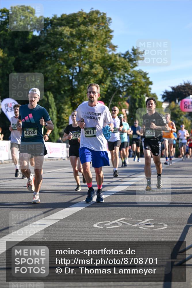 07.09.2025 - BARMER Alsterlauf Dr. Thomas Lammeyer http://msf.ph/oto/8708701 07.09.2025 09:31:31 Laufen 4326, 2011, 5575, 4043 meine-sportfotos.de