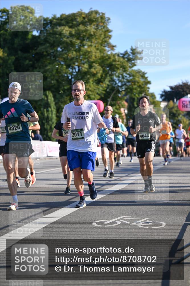 07.09.2025 - BARMER Alsterlauf Dr. Thomas Lammeyer http://msf.ph/oto/8708702 07.09.2025 09:31:31 Laufen 354326, 55, 2011, 4043 meine-sportfotos.de