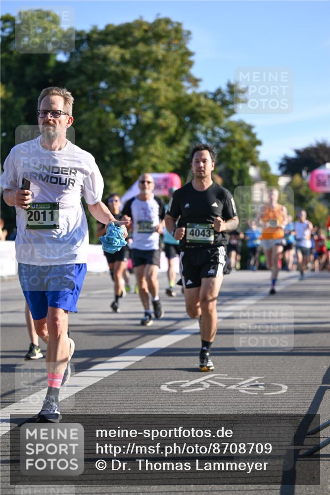 07.09.2025 - BARMER Alsterlauf Dr. Thomas Lammeyer http://msf.ph/oto/8708709 07.09.2025 09:31:32 Laufen 36, 2011, 4043 meine-sportfotos.de