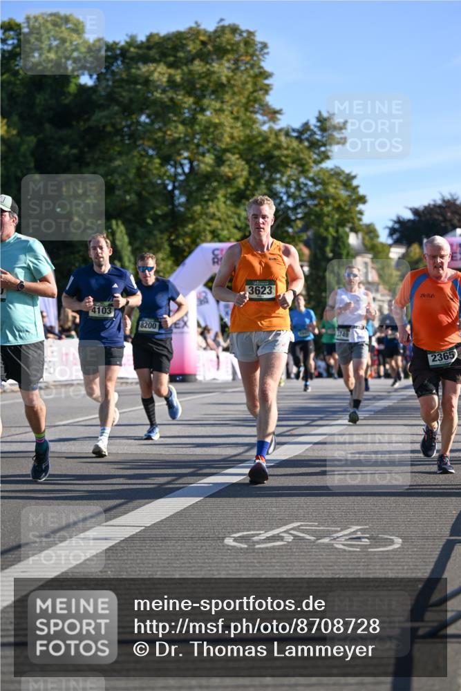 07.09.2025 - BARMER Alsterlauf Dr. Thomas Lammeyer http://msf.ph/oto/8708728 07.09.2025 09:31:35 Laufen 4103, 8200, 3623, 3749, 2365 meine-sportfotos.de