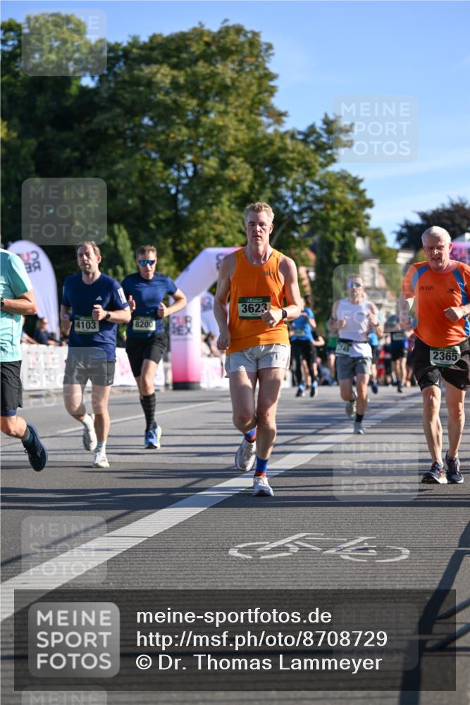 07.09.2025 - BARMER Alsterlauf Dr. Thomas Lammeyer http://msf.ph/oto/8708729 07.09.2025 09:31:35 Laufen 4103, 8200, 3623, 2365 meine-sportfotos.de