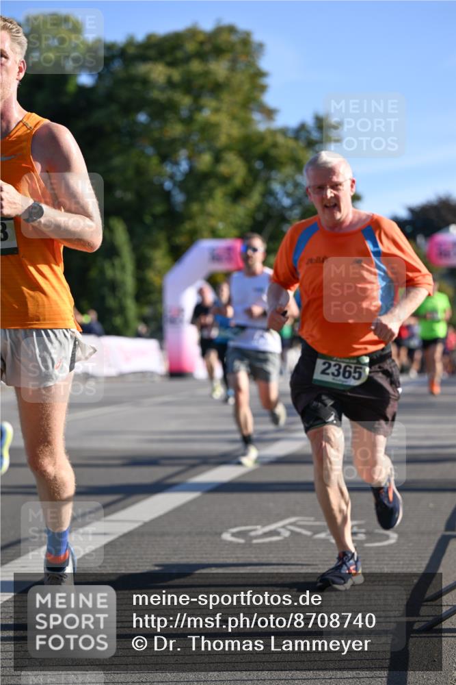 07.09.2025 - BARMER Alsterlauf Dr. Thomas Lammeyer http://msf.ph/oto/8708740 07.09.2025 09:31:37 Laufen 3, 2365 meine-sportfotos.de