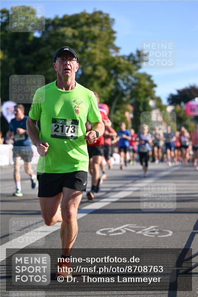 07.09.2025 - BARMER Alsterlauf Dr. Thomas Lammeyer http://msf.ph/oto/8708763 07.09.2025 09:31:43 Laufen 136, 2173 meine-sportfotos.de