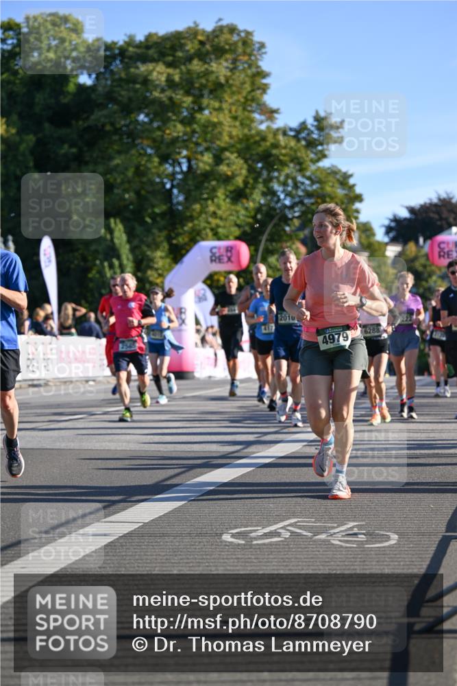 07.09.2025 - BARMER Alsterlauf Dr. Thomas Lammeyer http://msf.ph/oto/8708790 07.09.2025 09:31:48 Laufen 2010, 417, 4979, 6288 meine-sportfotos.de