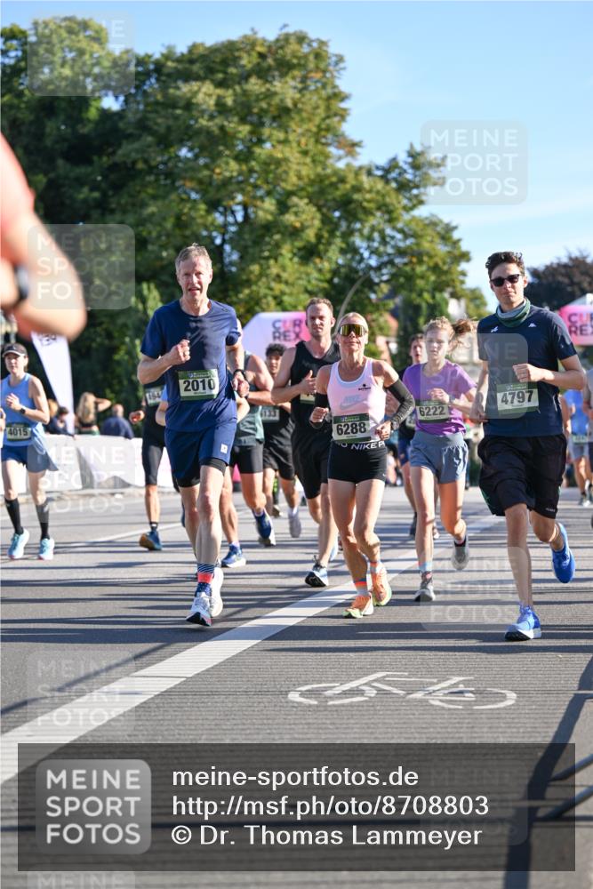 07.09.2025 - BARMER Alsterlauf Dr. Thomas Lammeyer http://msf.ph/oto/8708803 07.09.2025 09:31:50 Laufen 2010, 194, 4015, 6288, 4797, 6222 meine-sportfotos.de