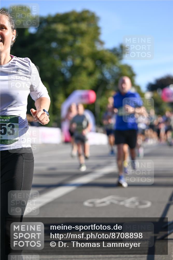 07.09.2025 - BARMER Alsterlauf Dr. Thomas Lammeyer http://msf.ph/oto/8708898 07.09.2025 09:32:05 Laufen 53, 849 meine-sportfotos.de