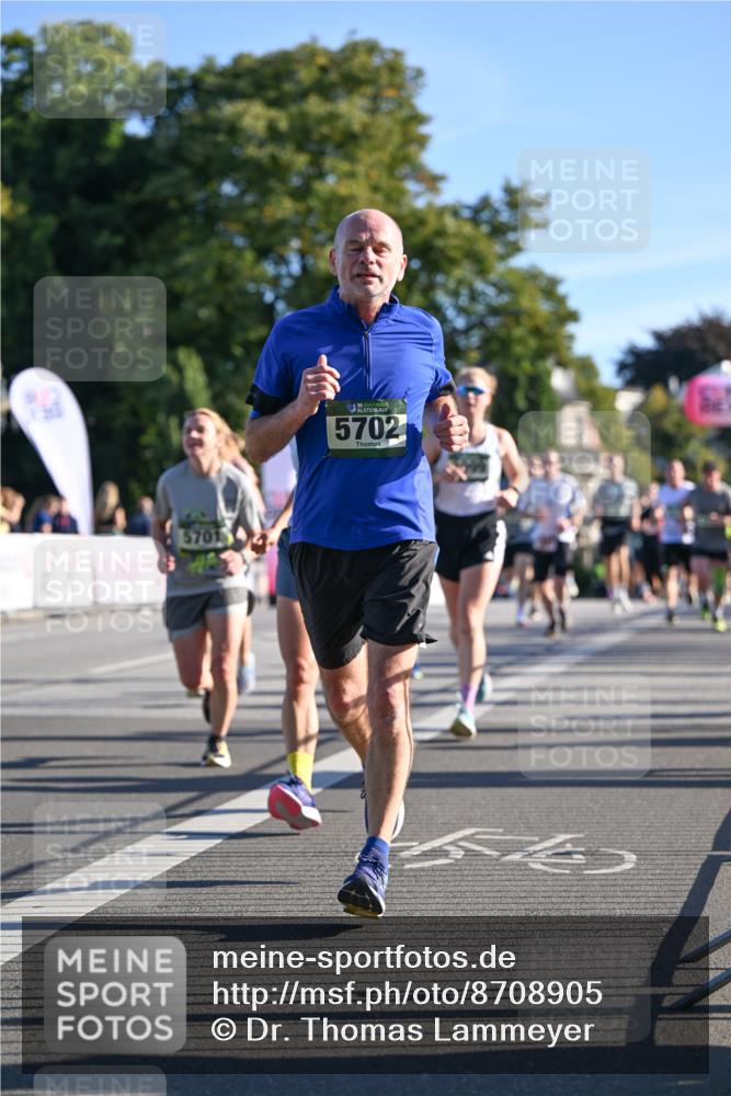07.09.2025 - BARMER Alsterlauf Dr. Thomas Lammeyer http://msf.ph/oto/8708905 07.09.2025 09:32:06 Laufen 5701, 5702 meine-sportfotos.de