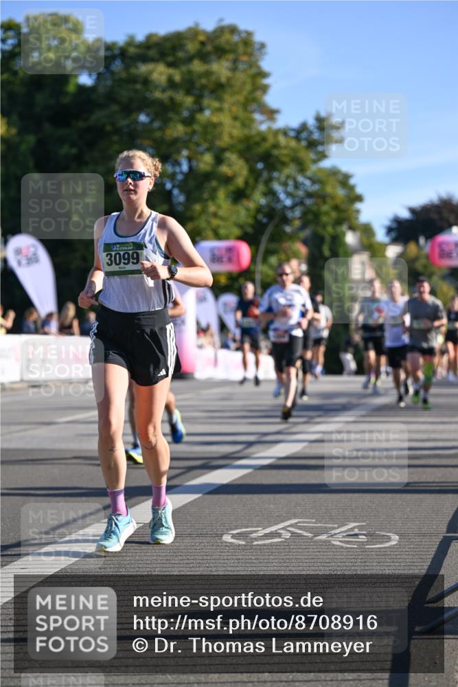 07.09.2025 - BARMER Alsterlauf Dr. Thomas Lammeyer http://msf.ph/oto/8708916 07.09.2025 09:32:08 Laufen 3099 meine-sportfotos.de