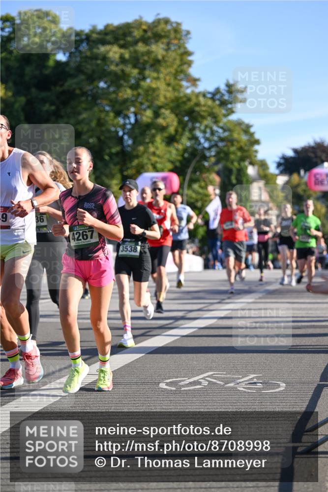 07.09.2025 - BARMER Alsterlauf Dr. Thomas Lammeyer http://msf.ph/oto/8708998 07.09.2025 09:32:20 Laufen 9, 36, 4267, 3538 meine-sportfotos.de